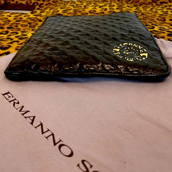 Ermano Scervino Ipad Case - Picture 9 of 9